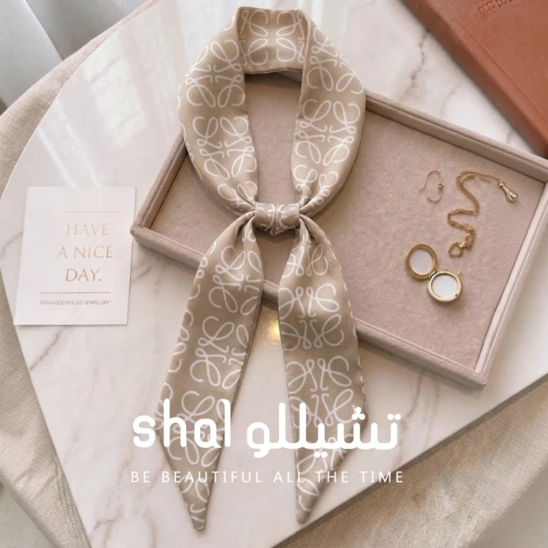 فولار ساتان نسائي منقوش